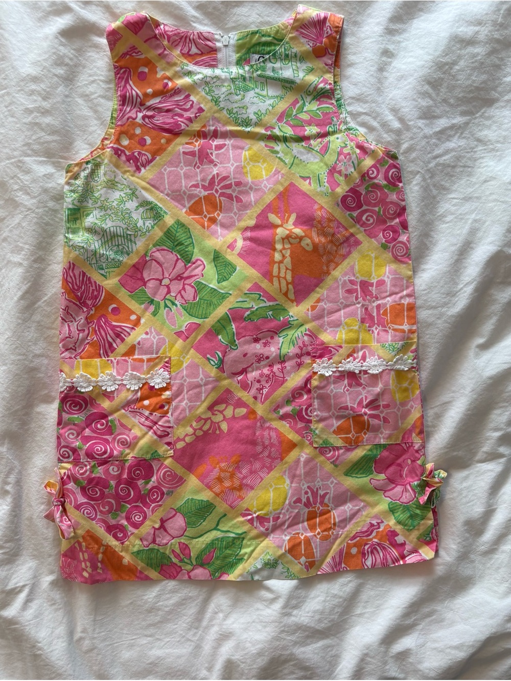 Vintage White Lable Lilly Pulitzer Shift Dress in Lions and Snails Size 6x